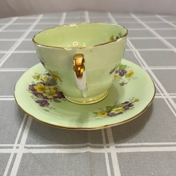 Vintage Aynsley Mint Green Purple Yellow Violets Bone China Teacup Saucer Gilded - Picture 3 of 8